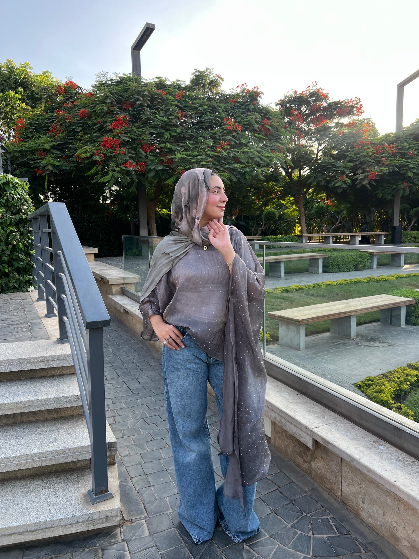 The not basic mayla - Dark grey