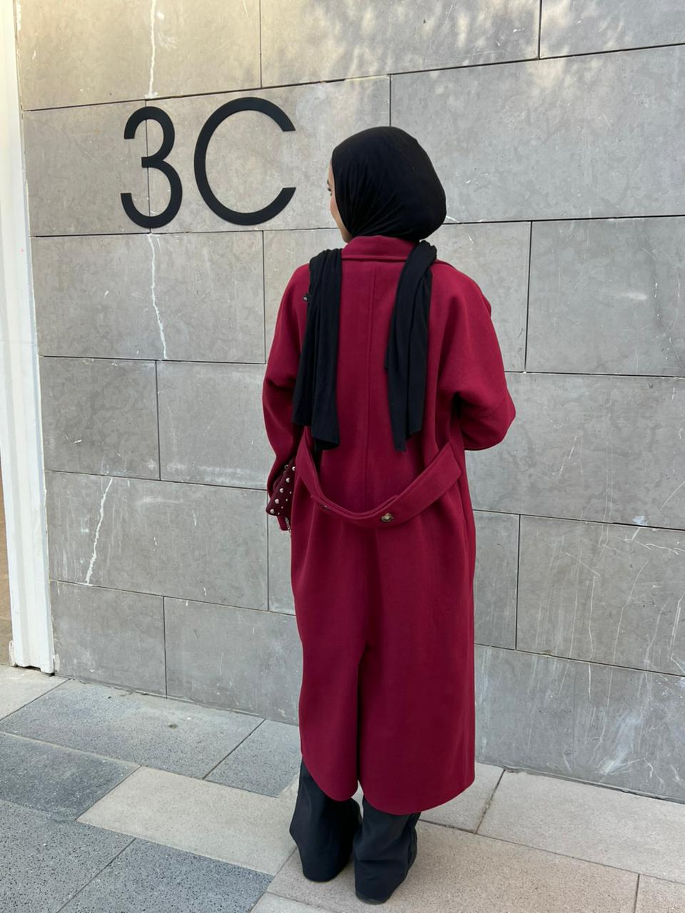 THE CORE COAT-IN BURGUNDY